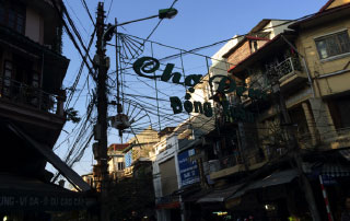 Le marché Dong Xuan à Hanoi