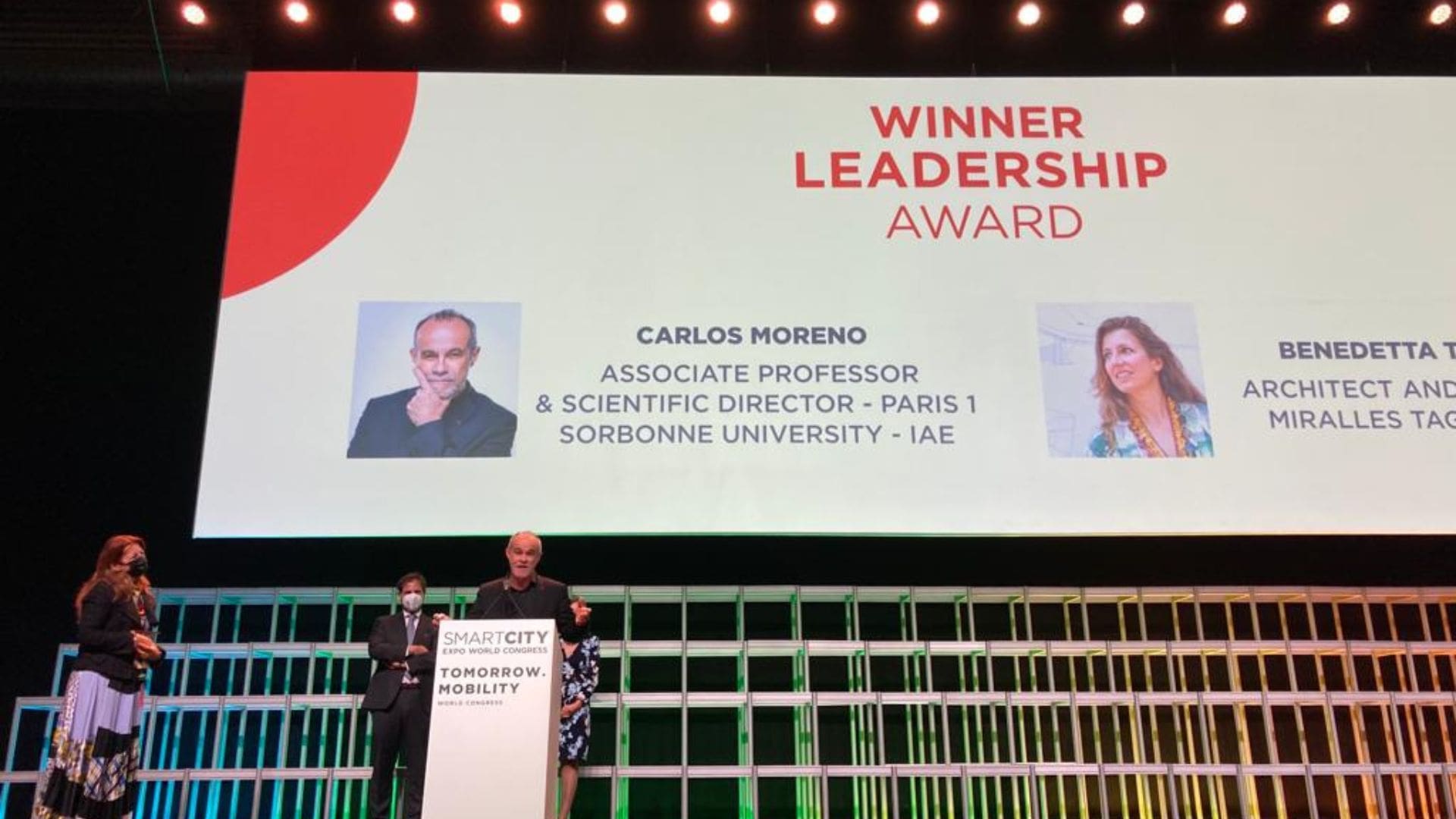 leadership-award-3