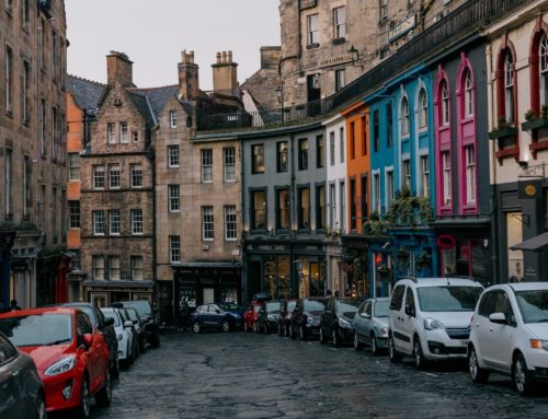 The Big Issue – “Scotland aims to cut car use by creating ’20-minute neighbourhoods’ in net zero push” – 23 janvier 2023