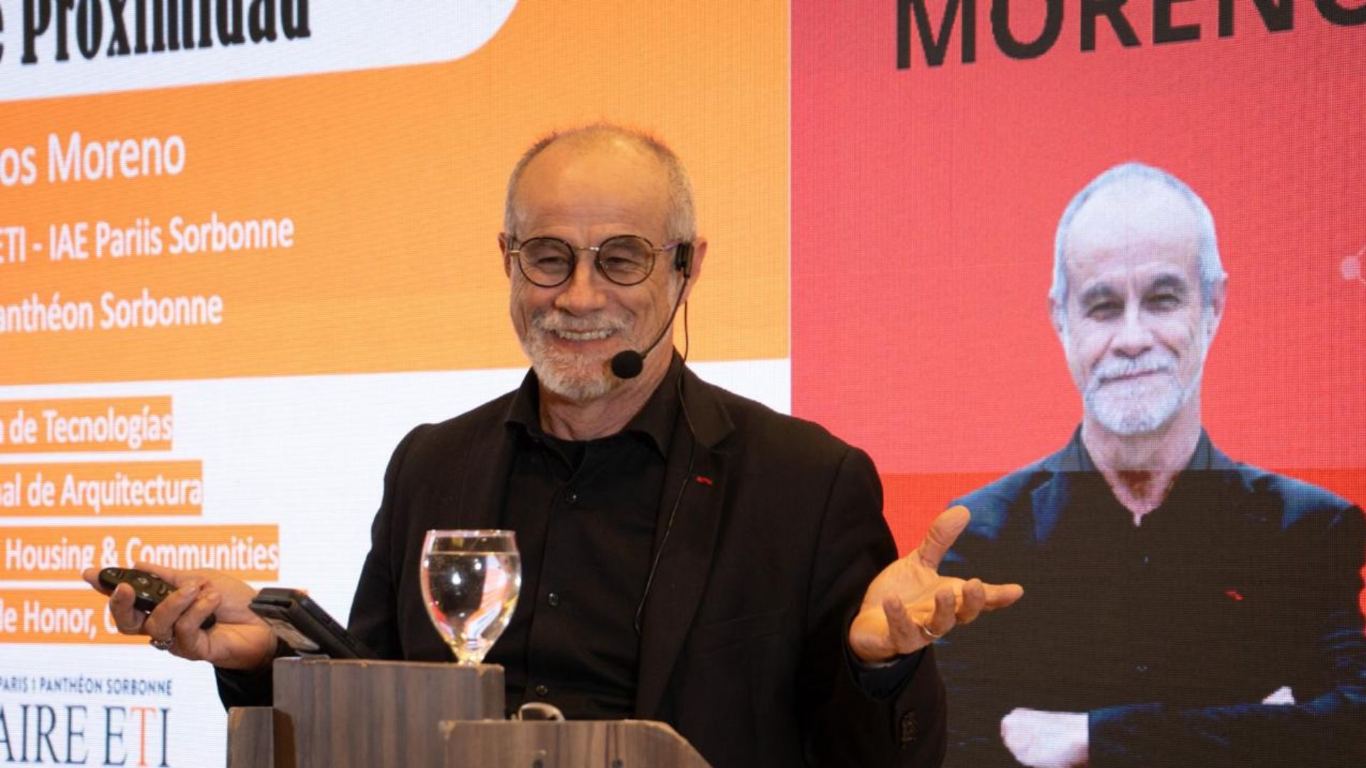 Bariloche Informa – Bariloche debate el futuro de su planificación de la mano del prestigioso urbanista Carlos Moreno – May 2026